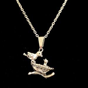 Mom And Baby Bird Necklace 3D